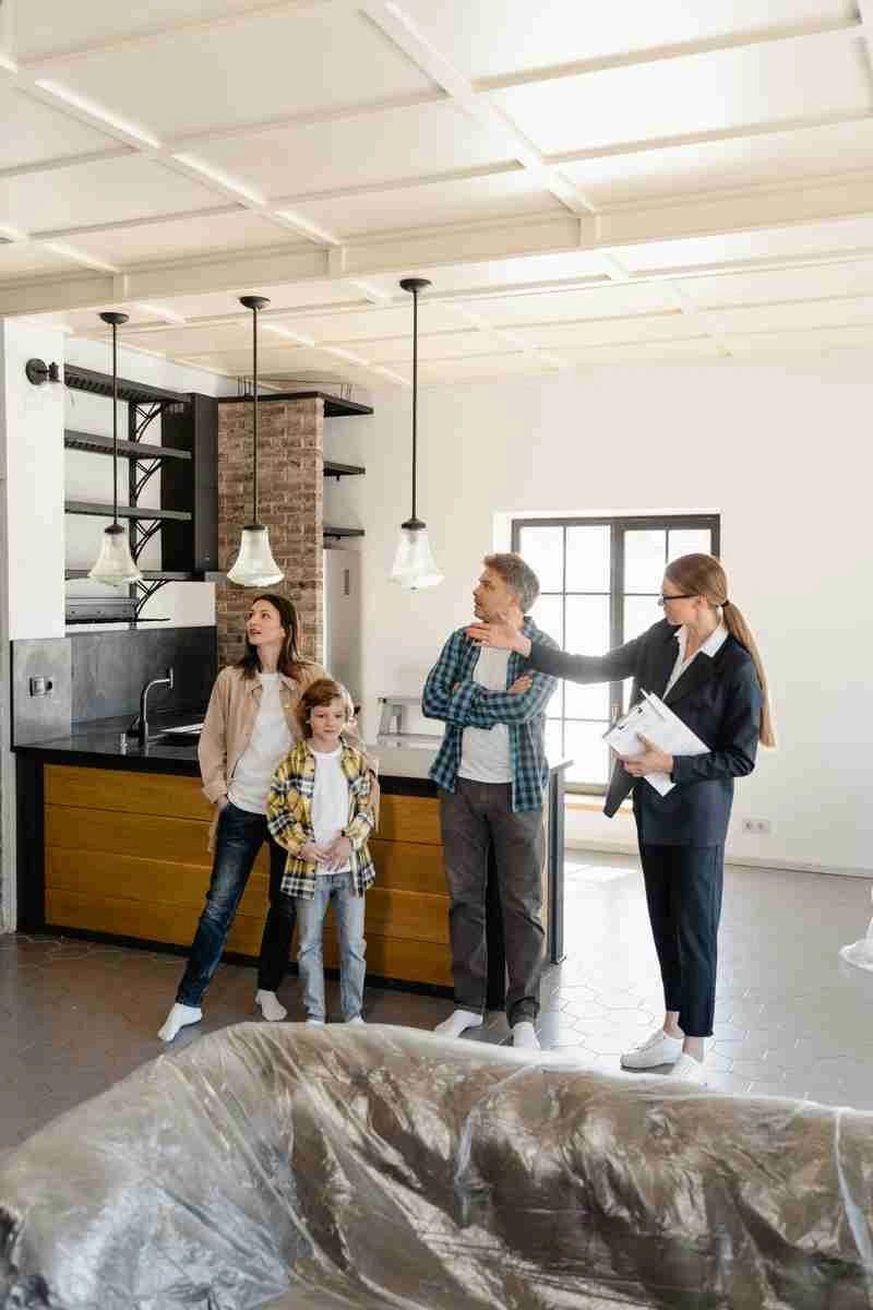 Virtual Property Tours Are Killing the Vibe Or Are They the Future?